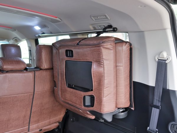 デリカ D:5 用 ペンドルトン コラボシートカバー 3列目裏側