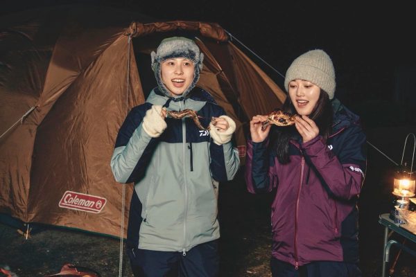 椎名美月 and 木風( Kaede )2人の釣りガールがランクル80で釣りキャンプ - GIRL HOUYHNHNM × DAIWA（ダイワ）- 釣った魚を調理して食べる