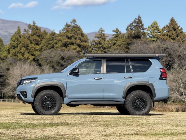 ランクル150プラド カスタムデモカー サイドビュー ARB オールドマンエミューサスペンションリフトアップ×JAOSオーバーフェンダーTypeX