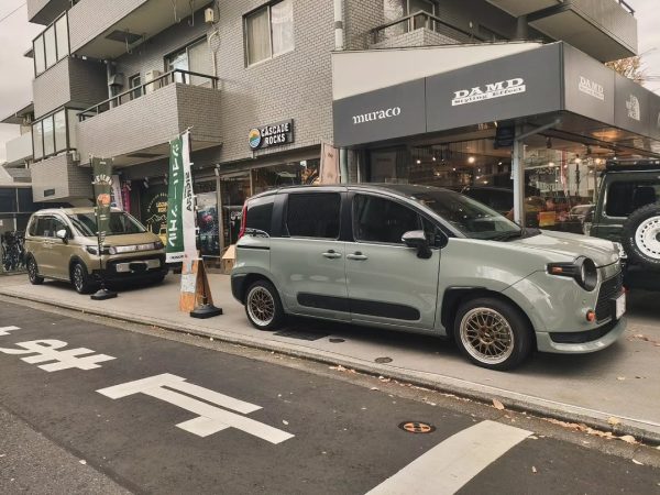 CASCADE ROCKS TOKYO（カスケードロックス） SIENTA（シエンタ）