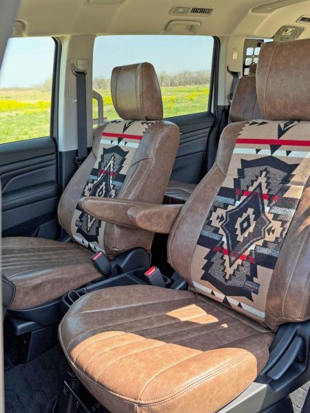 新型デリカD:5 ペンドルトンシートカバー 運転席・助手席