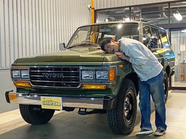パンサー尾形さんの愛車「ランクル60 角目四灯」 カスタム多数