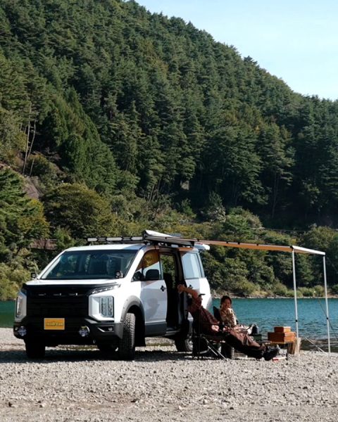 デリカD:5 カスタムデモカー ARBサイドオーニングで湖畔デイキャンプ